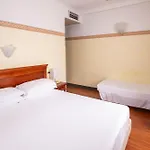 Hotell Russo Palace