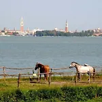 Russo Palace 4*