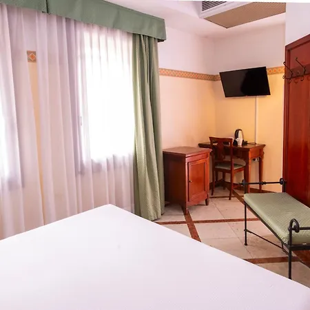 Hotel Russo Palace