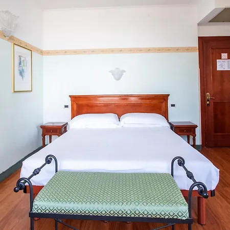Hotel Russo Palace 4*