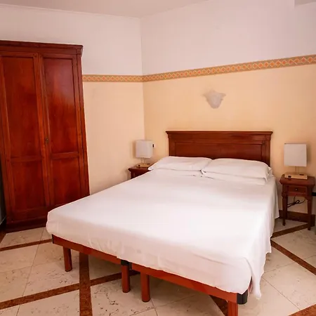 Russo Palace 4* Lido di Venezia
