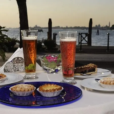 Russo Palace 4* Lido di Venezia