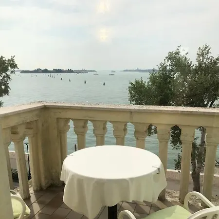Russo Palace Отель Венеция-Лидо