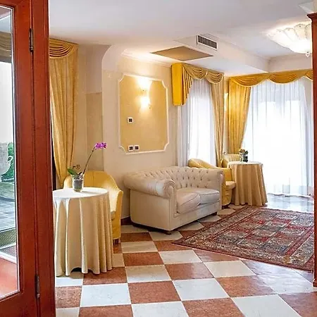 Russo Palace מלון ונציה - לידו