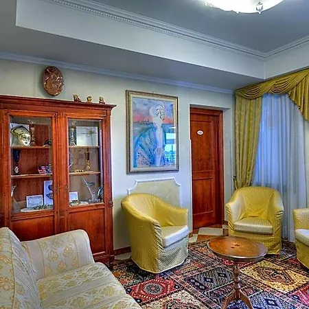 Russo Palace