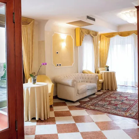 Russo Palace Lido di Venezia