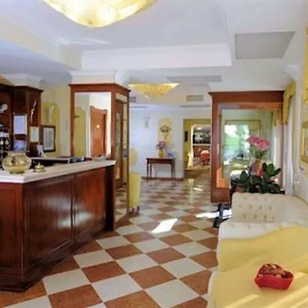 ホテル ルッソ パレス ヴェネツィア・リド島