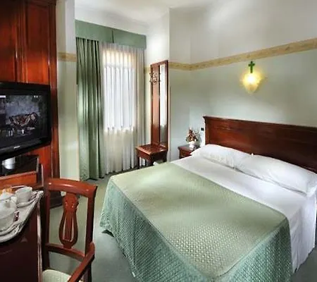 Hotell Russo Palace Venedig-Lido