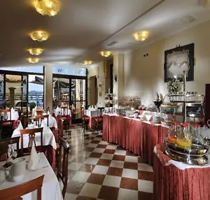 Russo Palace 4* Λίντο της Βενετίας