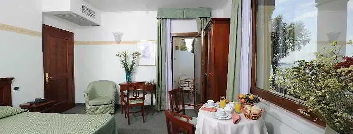 Russo Palace Venedigs Lido