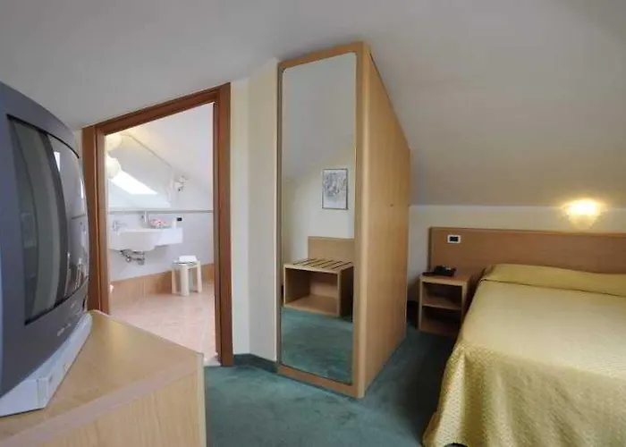 Russo Palace 4* Lido di Venezia