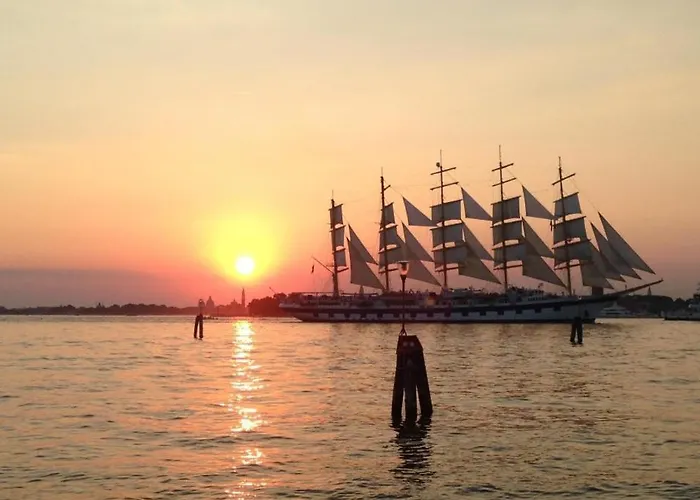 Russo Palace 4* Lido di Venezia