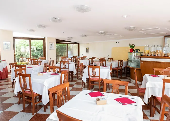 Russo Palace 4*