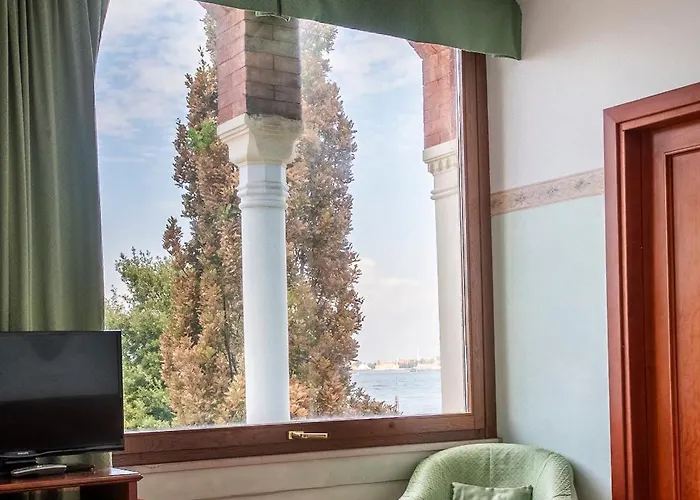 Russo Palace 4* Venedigs Lido